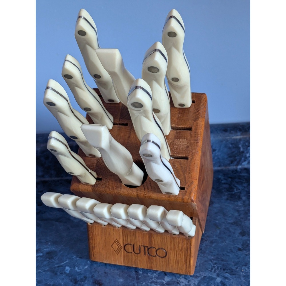 Cutco Homemaker 17 Knife Set Pearl White Handles 17 Slot Oak Block Cutting board